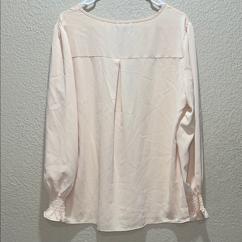 Blush V-Neck Blouse with Gathered Cuffs - Picture 3 of 3